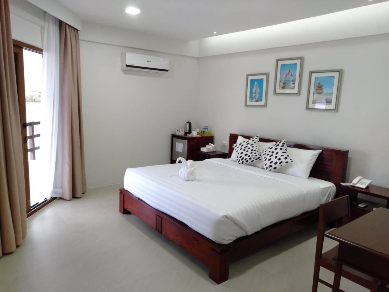 เนอร์วานา รีสอร์ต Hotel ปูแอร์โตกาเลรา ภายนอก รูปภาพ